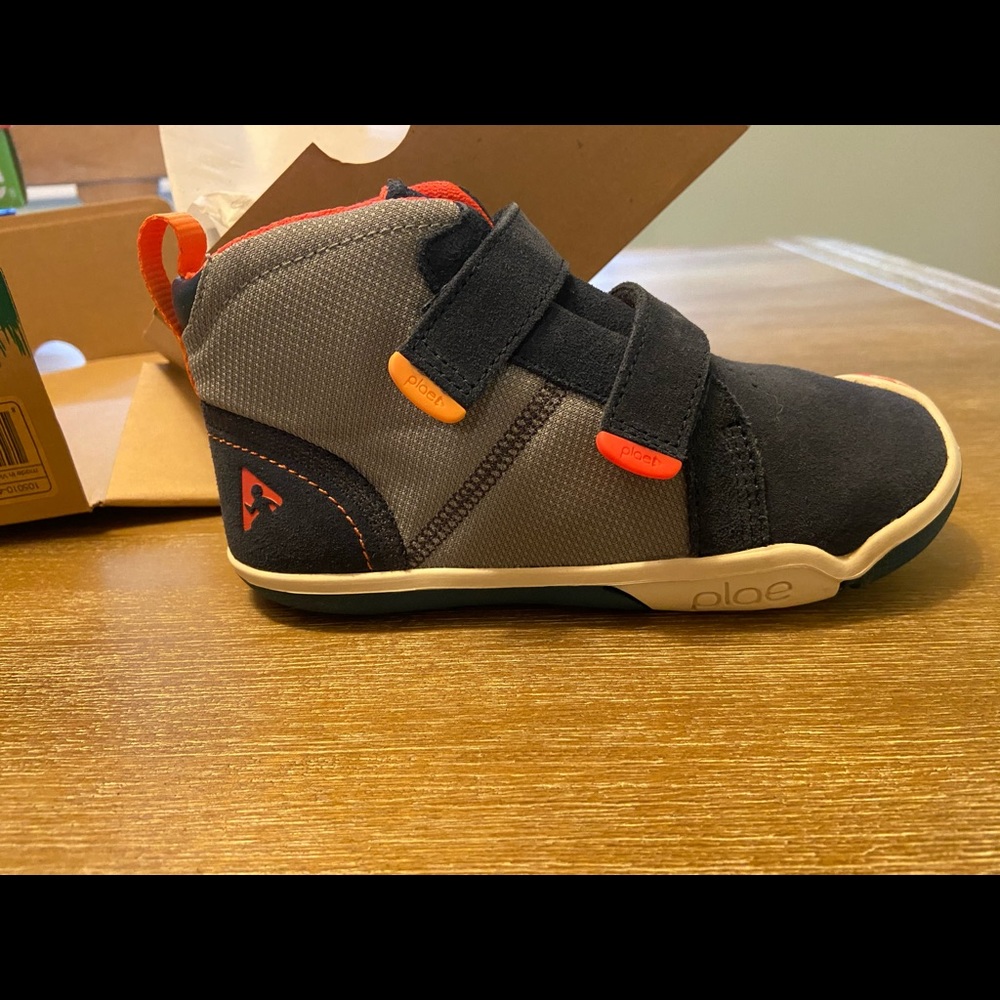 Kids Plae shoes